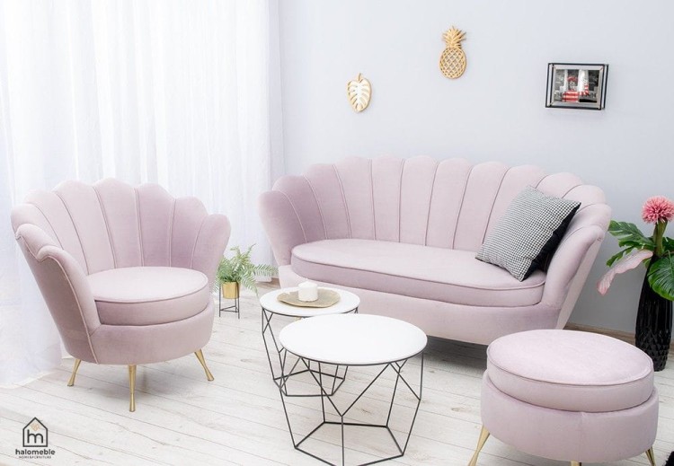 SHELLY ARMCHAIR GLAMOUR AND STYLISH  Legs or Swivel  base 360 degree6