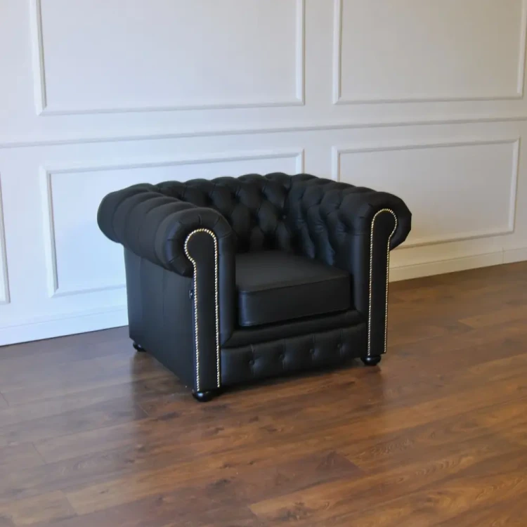 Classic-Chesterfield-Armchair-Leather-Upholstered---traditional-elegance-and-luxury8.webp