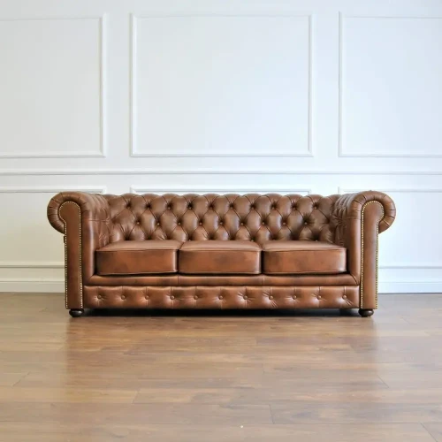 Classic-Chesterfield-Sofa-Leather-Upholstered---traditional-elegance-and-luxury,-handcrafted-by-MEK-design (2).webp