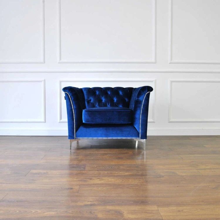 SOHO- GLAMOUR ARMCHAIR CHESTERFIELD COSY and STYLISH by MEK design.jpg