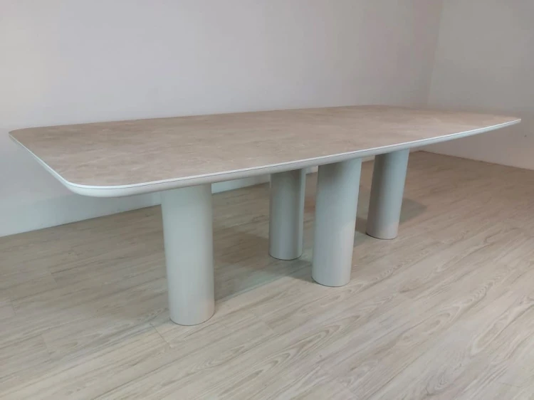 Bellini Dining Table by MEK Design (3).jpg