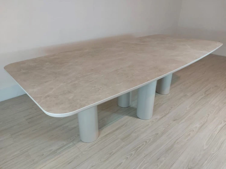 Bellini Dining Table by MEK Design (4).jpg