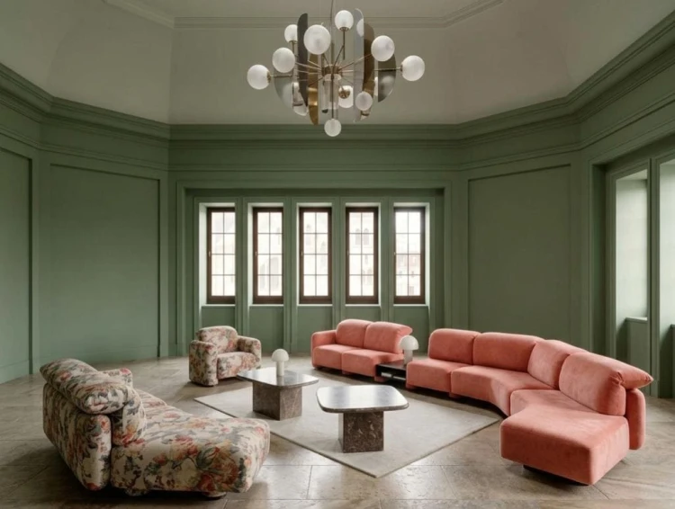 Riviera set 5.jpg