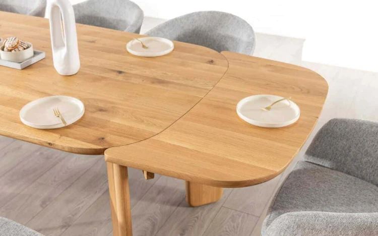 Quercio Solid Wood Dining table (5).jpg