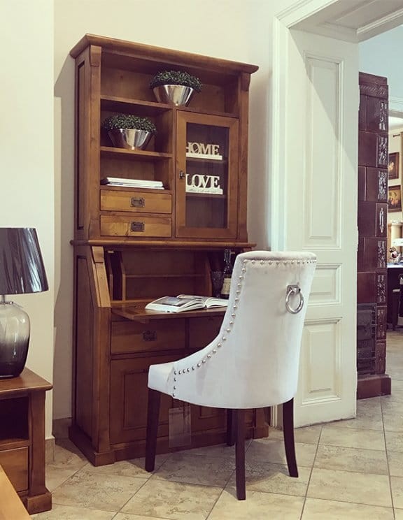 Sissi 3- Dining Chair, Custom Made with Knocker and Tacks18