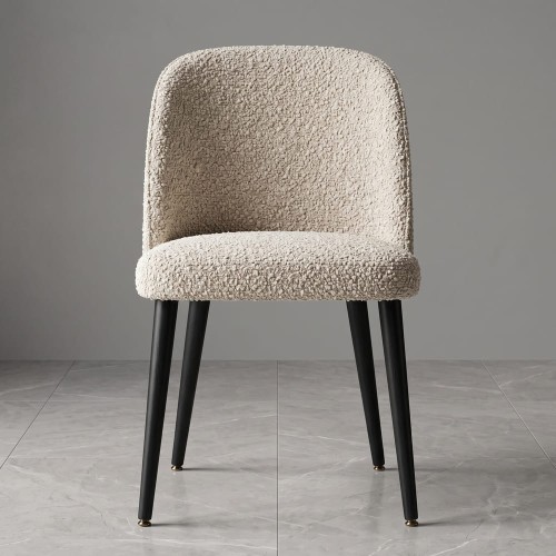 Cleo in Boucle.jpg