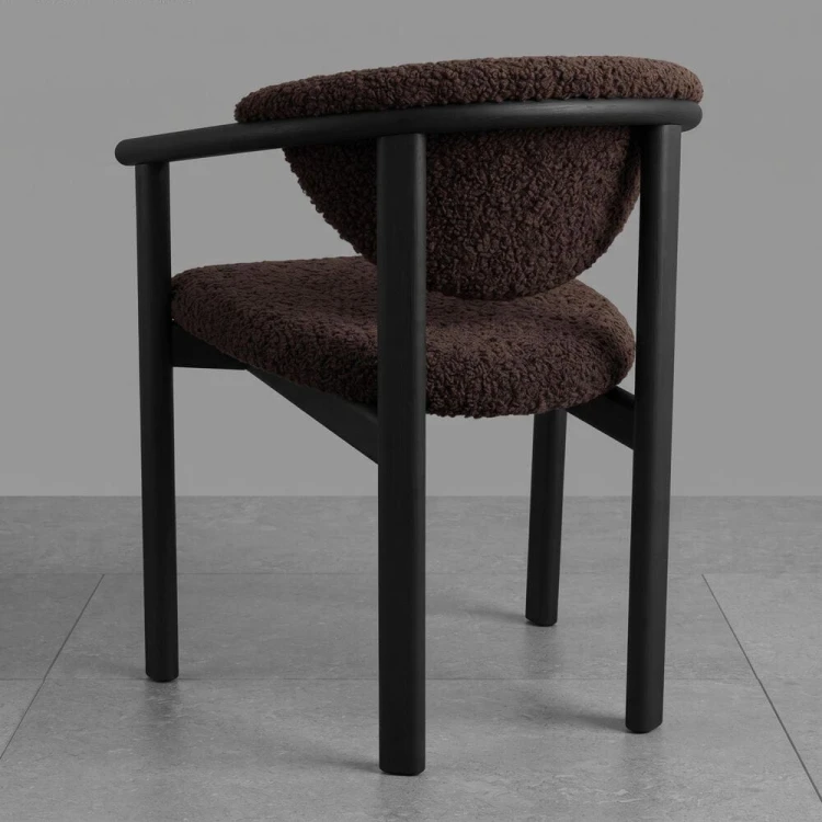 Sedie in  soft fluffy fabric -Mello.jpg