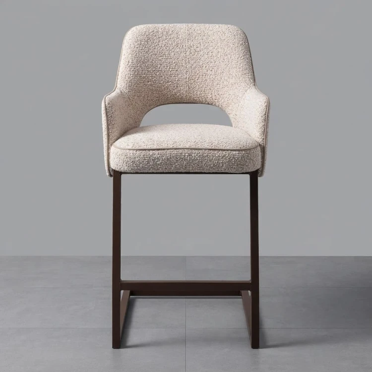 Sloane Bar Stool in Yukom PR3 i RAL8017 (1).jpg